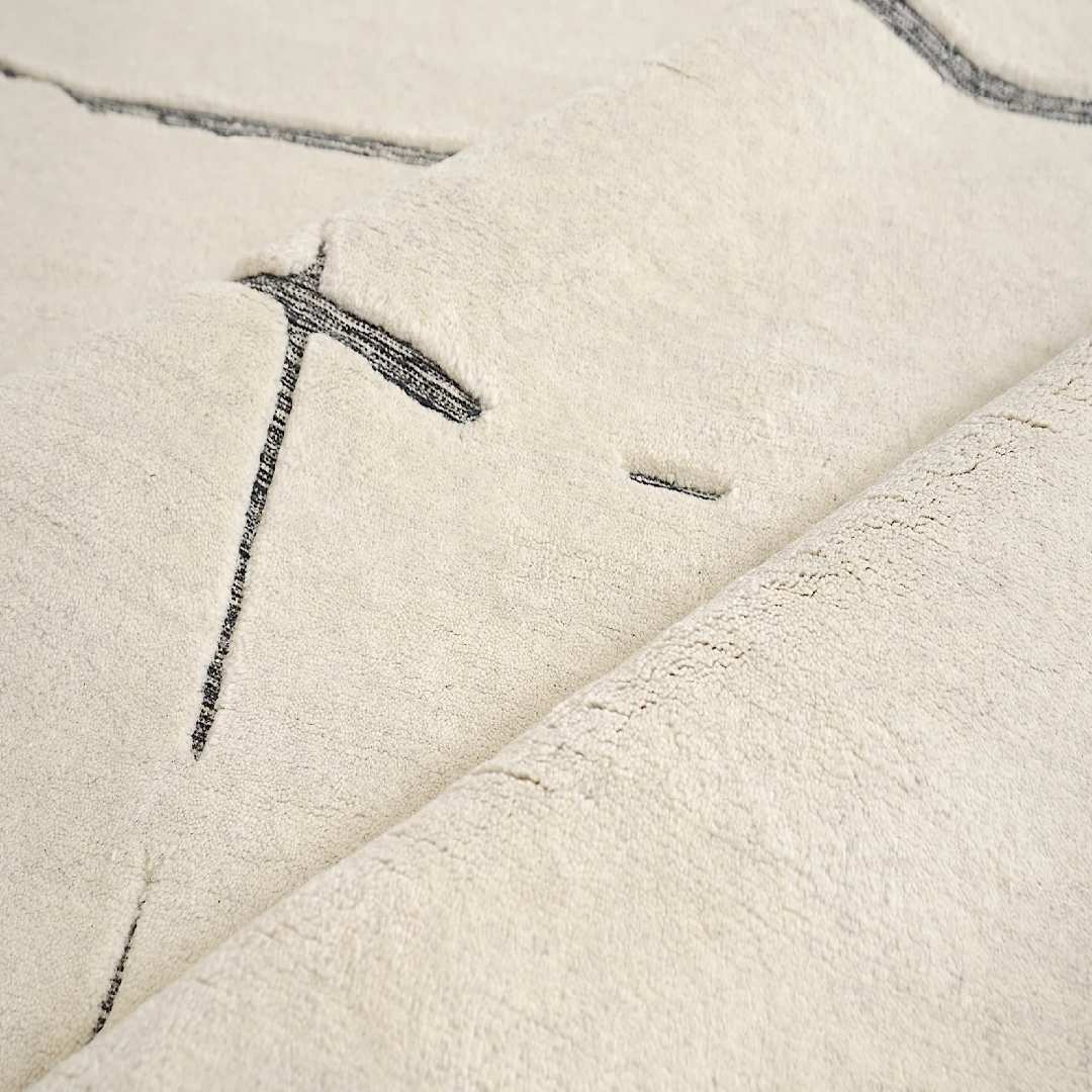 Ivory Stramlined Rug | Best Moroccan Rugs Online